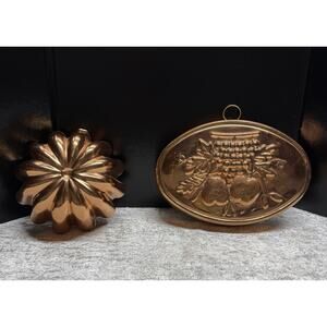 Two copper Jell-O cake molds 9 1/2”x7” & 7” Diameter Hang